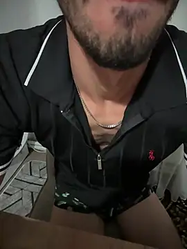 yanlizkurt01n Live XXX chat