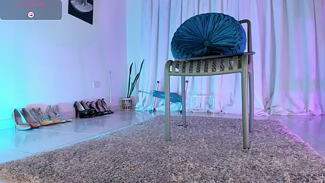 ArchieCollins Show Webcam
