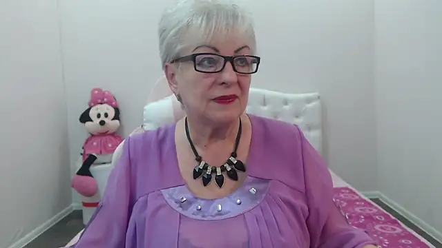 KayleSmoll élő XXX-chatje