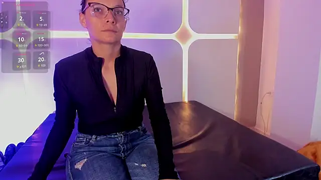LunaArias Chat XXX live