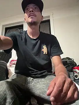 DickJusGrowz's Live XXX Chat