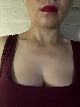 Chat +18 de Charmaine_ass ao vivo