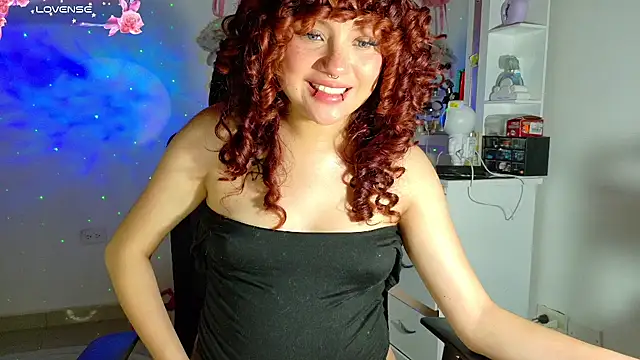 theiamoon Chat XXX live