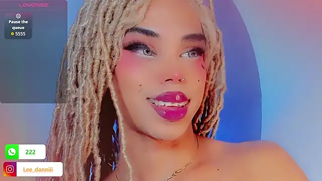 DanniLee_ live XXX chat