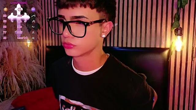 Chatroom XXX en direct de Danny_prince