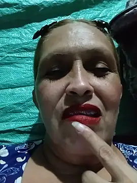 MOTHER_AND_SON09's Live XXX Chat