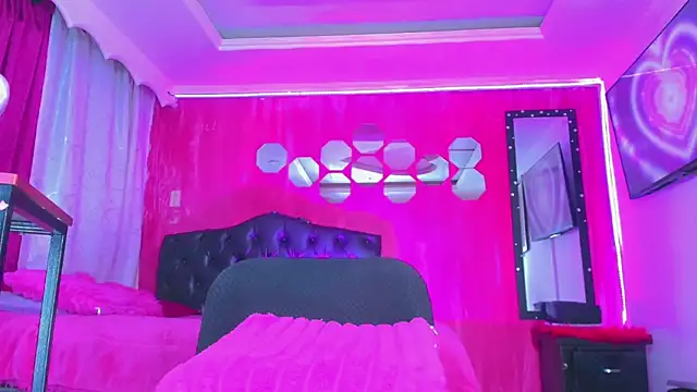 TiffanyMackensyy Adlı Modelin Canlı XXX Sohbeti