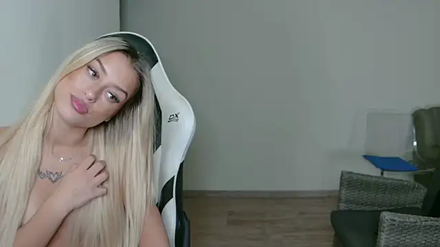 anyaamurr's Live XXX Chat