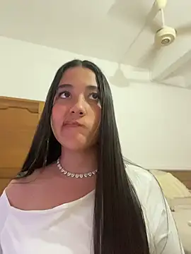 Nhefertary's Live XXX Chat