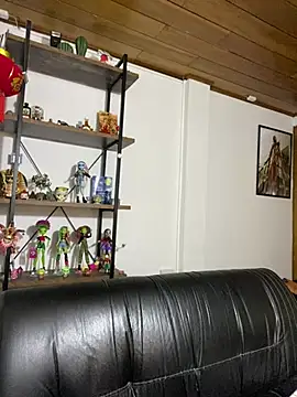 Chat +18 de ADONIS_ART01 ao vivo
