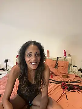 Živý XXX chat Cherry-Muse