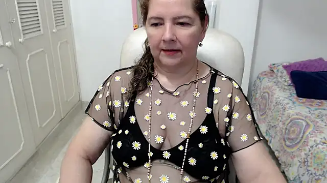 leonela_69 Live XXX-Chat