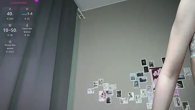 XXX chat uživo modela DellaLeck