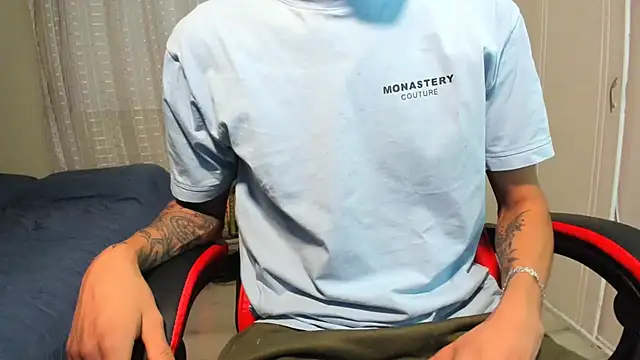 tom_Howard 现场XXX聊天