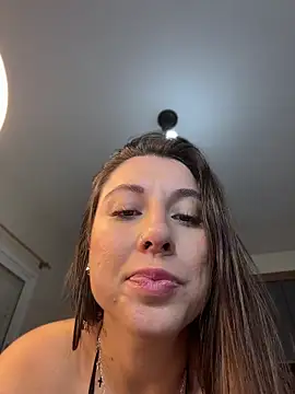 XXX chat uživo modela Carolini09