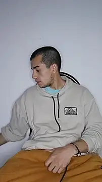 Thick_Cock élő XXX-chatje