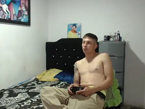 Stiiveen777 라이브 XXX 채팅