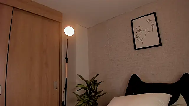 itsaraa's Live XXX Chat