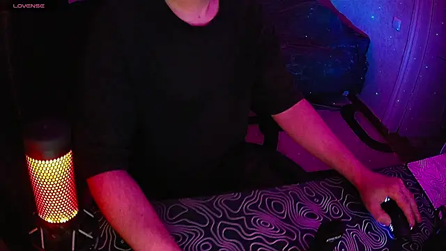 ZXCENSORED- Adlı Modelin Canlı XXX Sohbeti