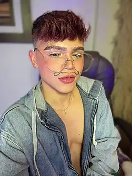PRINCE_STEV's Live XXX Chat