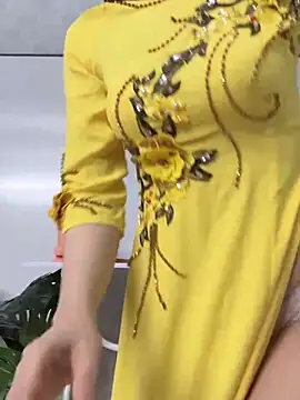 Nana-19 – Live XXX-chat
