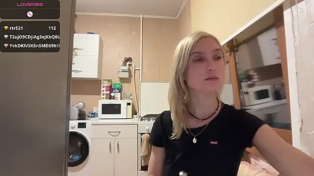 AngelJeni Chat XXX live