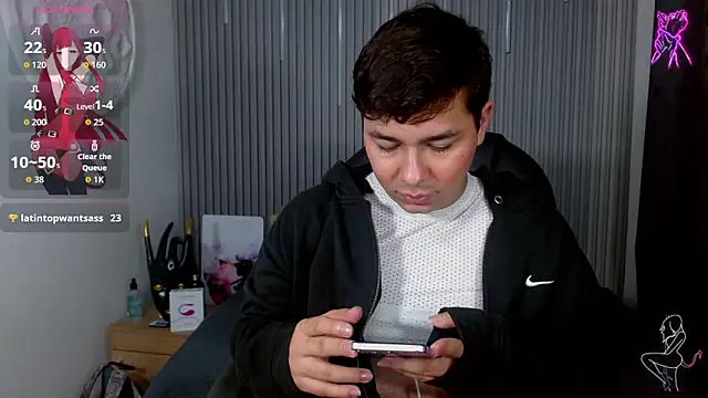 XXX chat uživo modela Julian_Smith21