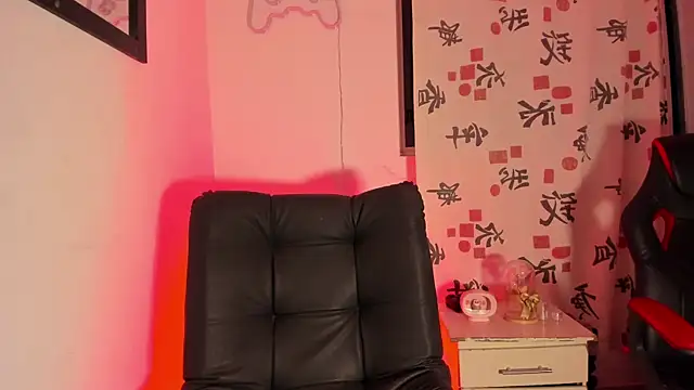 XXX chat uživo modela Axel_DavisS