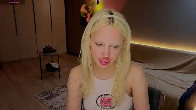 Czat XXX na żywo – Luna_Beverly