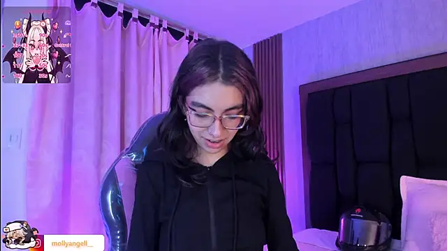 Molly_A Live XXX-Chat