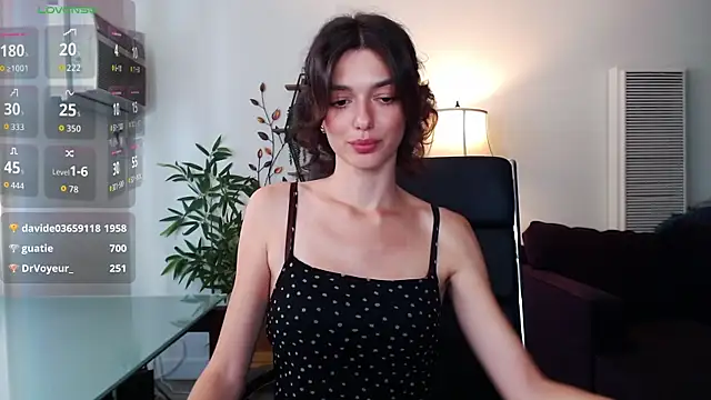 Chatroom XXX en direct de olivia_jeas
