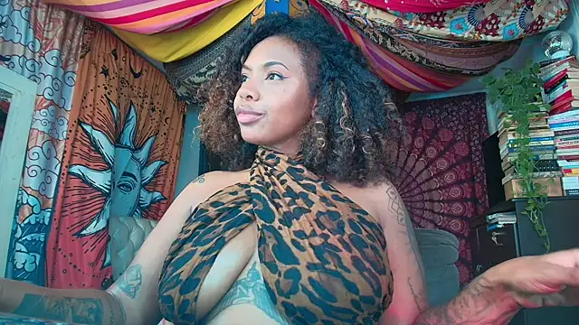 Chat +18 de ElizaGrey_ ao vivo