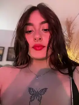 Chat +18 de cute__cherry_ ao vivo