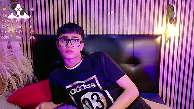 XXX chat uživo modela Danny_prince