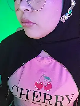 Elinaax Chat XXX in diretta