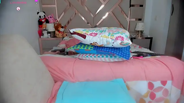 ashelydainii Live Chatraum