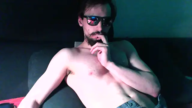 צ'אט XXX בשידור חי של KaelNox