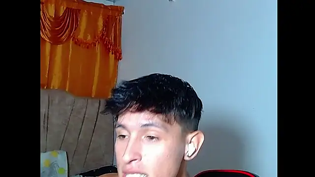 Онлайн чат XXX rowanbig