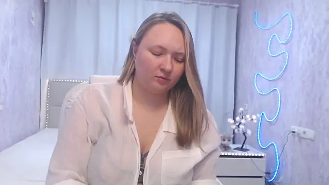 SallyVerda 现场XXX聊天