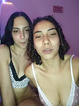 AsLincen Live XXX chat