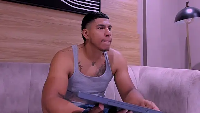 Chat XXX ao vivo de friendslymens