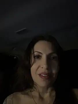 دردشة BeautifulMesss الجنسية المباشرة