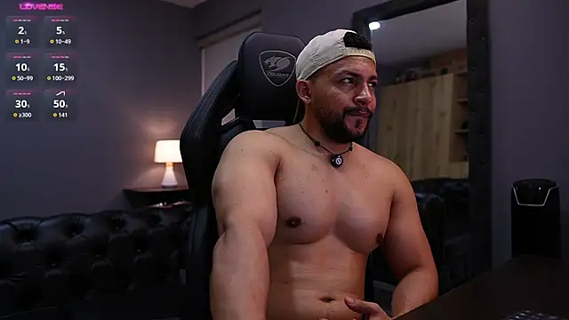LoganMartinX Live XXX Chat
