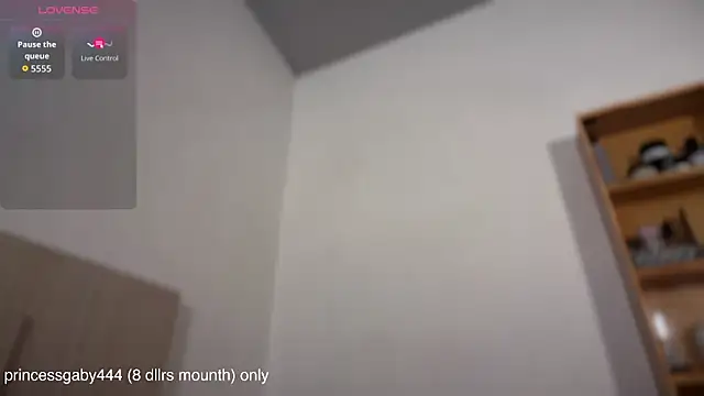 XXX chat uživo modela 4444ngel