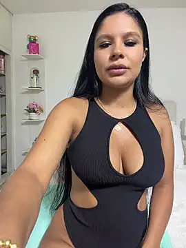 Elara_Luxe – Naživo XXX chat