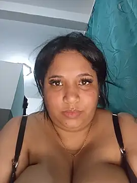 Melissa-Hot Adlı Modelin Canlı XXX Sohbeti