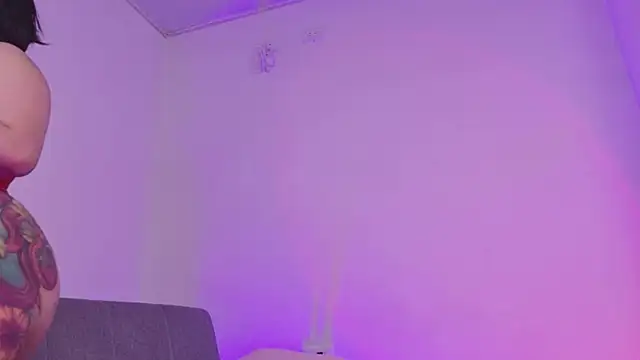 miah_storm 即時 XXX 聊天