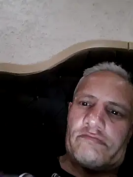 הופעת וובקאם של andtewcole