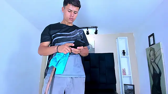 Chat XXX ao vivo de Ethan_Brooks_