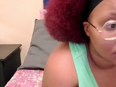 Czat XXX na żywo – EbonySkyeXX